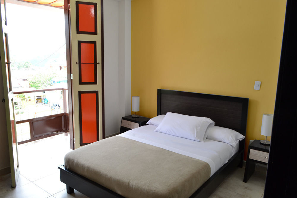 Casa Borbon Hotel ซาเลนโต ภายนอก รูปภาพ