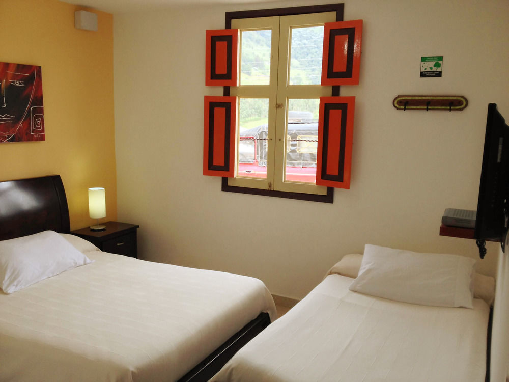 Casa Borbon Hotel ซาเลนโต ภายนอก รูปภาพ