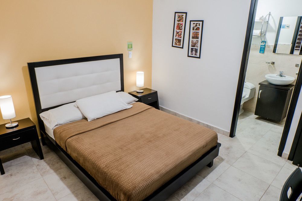 Casa Borbon Hotel ซาเลนโต ภายนอก รูปภาพ
