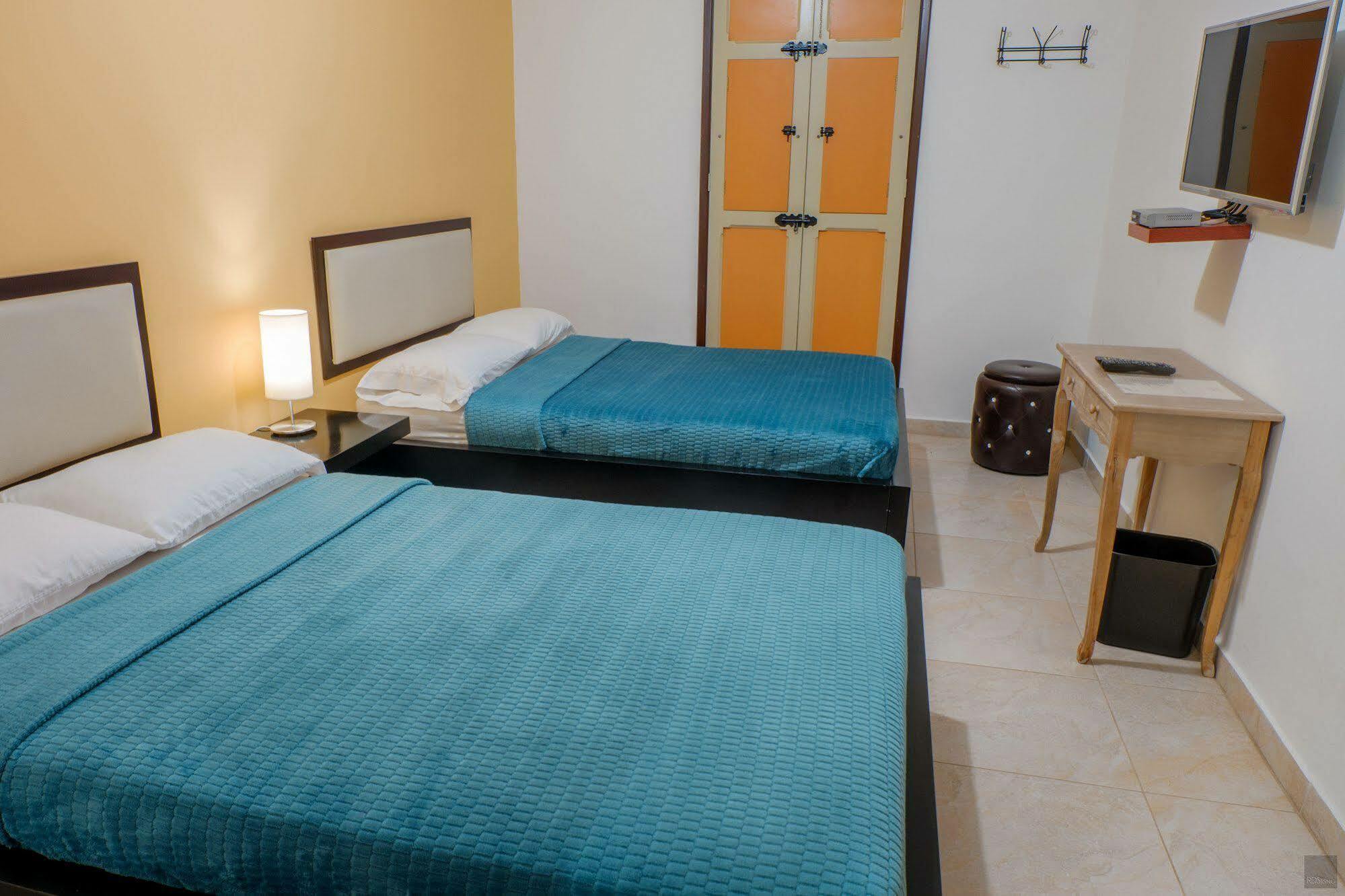 Casa Borbon Hotel ซาเลนโต ภายนอก รูปภาพ